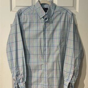 Vineyard Vines Men's Blue and Green Plaid Shirt Size Medium